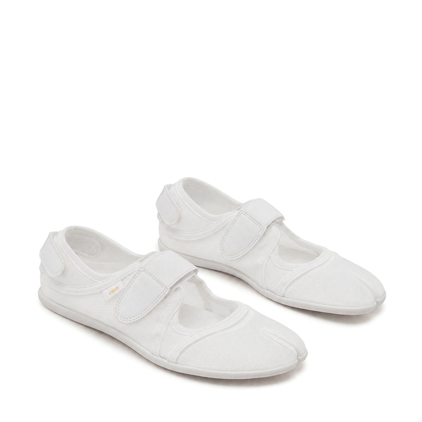 Rapid-Mesh Flat Shoe WHITE